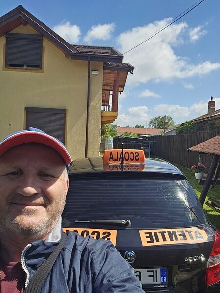 Instructor auto categoria B,